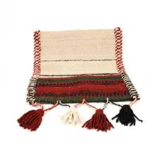 Heritage Comfort עיצוב קיר עם פרטים רב צבעוניים