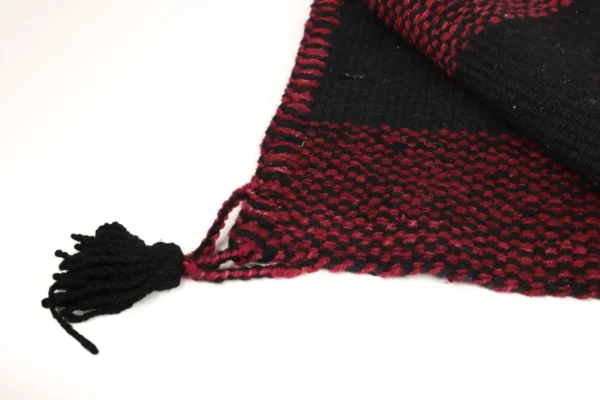 Heritage Comfort Small Black Rug with Red Speckles - Image 4
